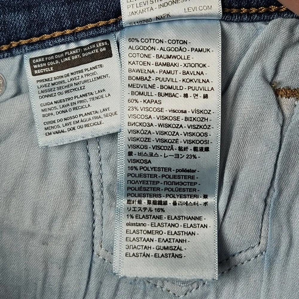 Levis Classic Straight Fit Jeans Womens 8 M‎ Lapis Speed Blue Medium Wash NEW - Picture 6 of 13